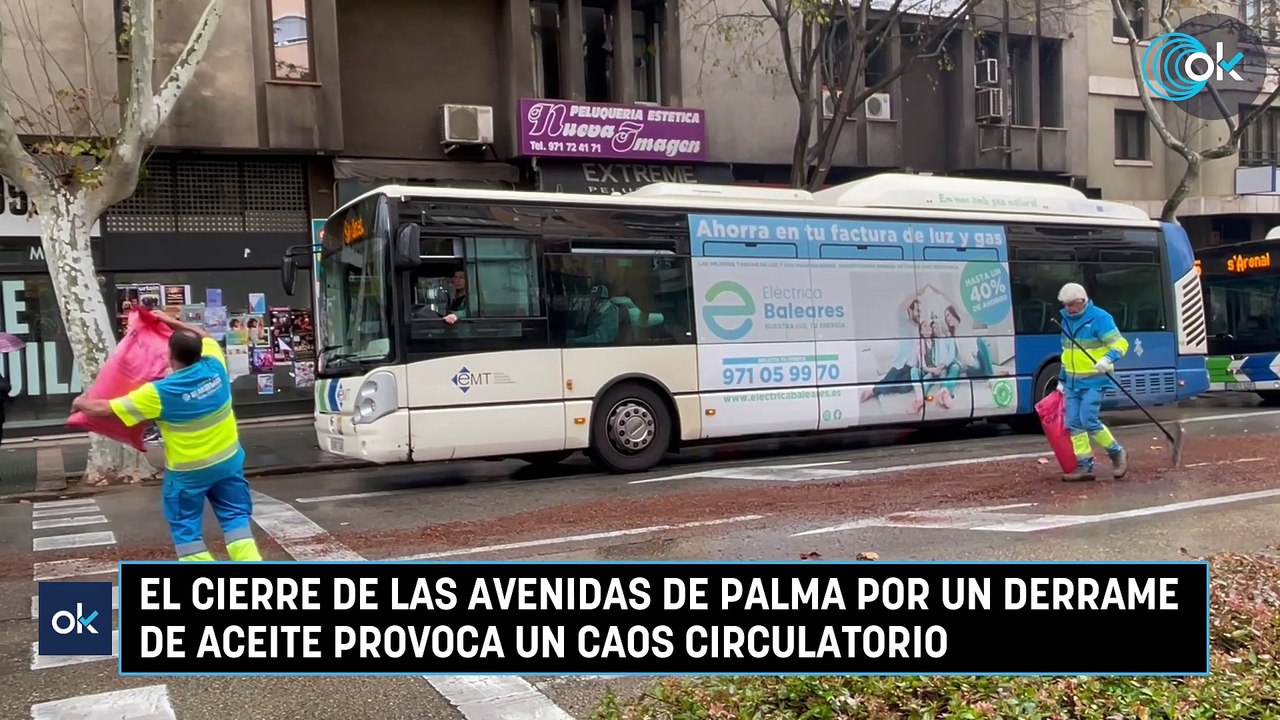 El cierre de las Avenidas de Palma por un derrame de aceite provoca un caos circulatorio