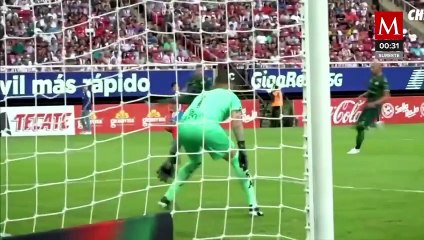 Alexis Vega podría rescindir su contrato con las Chivas, dice la AMFPro