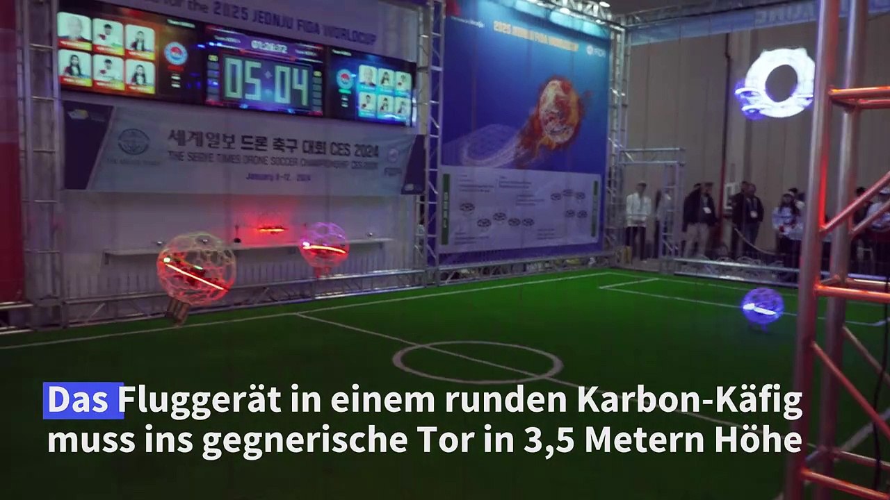 Fußball-Drohnen auf Tore-Jagd