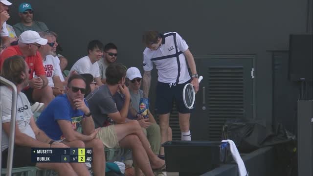 Bublik steals supporters' crisp in Adelaide