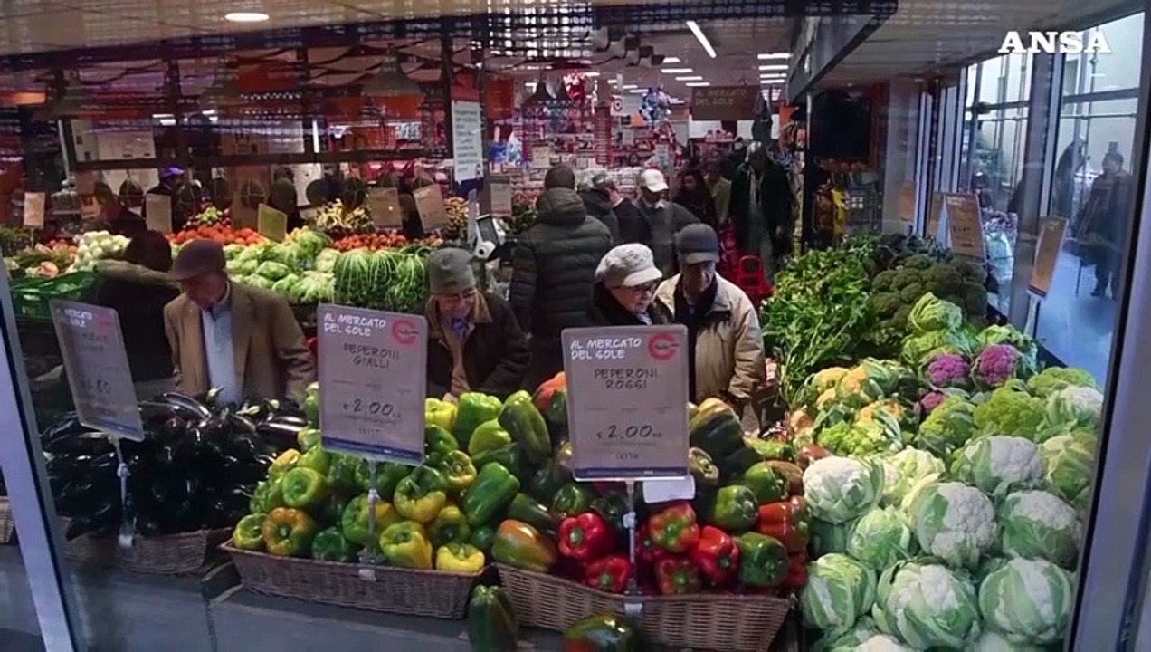 Bene le vendite a novembre, boom nei discount alimentari