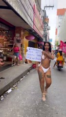 Influencer desfila de biquíni em Belém para chamar atenção de Carlinhos Maia