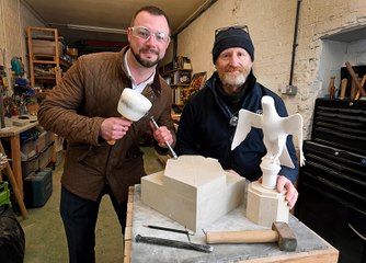Challenge Dan-Dan meets renowned Shropshire-based sculptor Tim Royall.