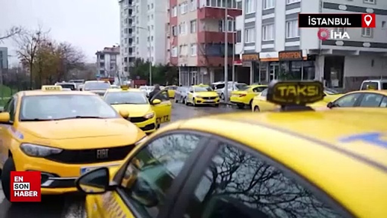 İstanbul'da taksilere zam! Taksiciler yeni tarife için sıraya girdi