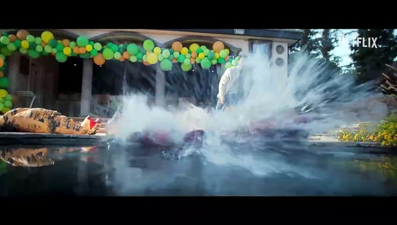 Bande-annonce des Frères Sun. La série cartonne mais les deux acteurs principaux avaient peur de Michelle Yeoh