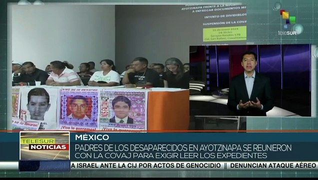 Padres de víctimas de Ayotzinapa se reúnen con la COVAJ para exigir leer los expedientes