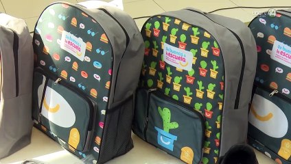 Propone el gobernador que el programa de entrega de útiles escolares sea obligatorio