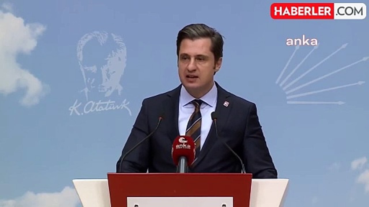 Özgür Özel'den, Lütfü Savaş'ın adaylığına gelen tepkilere yanıt: Alternatif bulamadık