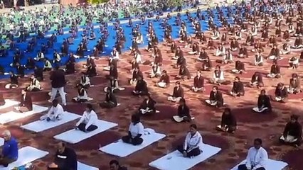 स्वामी विवेकानंद की जयंती के अवसर पर शहर में हुआ सूर्य नमस्कार
