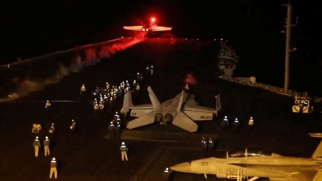 EE UU y el Reino Unido lanzan ataques aéreos contra los rebeldes hutíes de Yemen