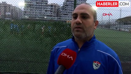 Görüntü Türkiye'den! Holiganlar sahaya girip 13 yaşındaki futbolculara saldırdı