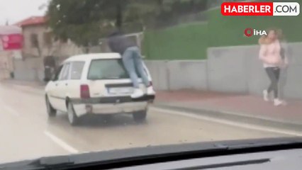 Bursa'da tehlikeli yolculuk kamerada