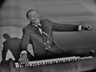 Earl Grant - House Of Bamboo (Live On The Ed Sullivan Show, February 21, 1960)