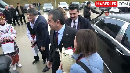 Bakan Tekin: Son haftalar şenlik havasında geçecek