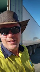 Should they allow the Australian Road Train on the UK motorways? #australia #lovewhatyoudo #trending #viral #loveyourjob #trucking #contentcreator #vlogger #fyp