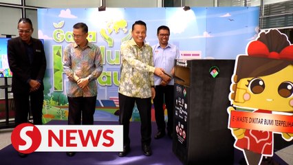 Download Video: Nik Nazmi: Updated mechanism to manage ewaste disposal to be brought to Cabinet