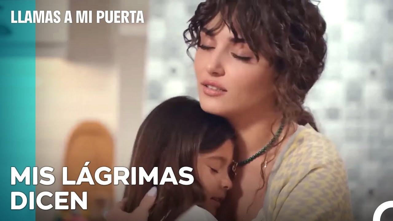 Momentos Emotivos Desacoplados Entre La Familia - Llamas A Mi Puerta