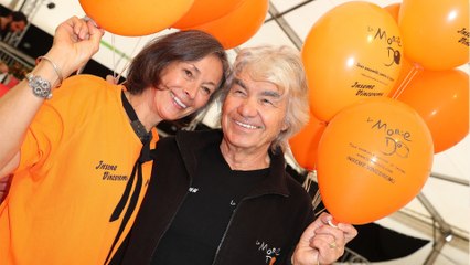 GALA VIDÉO - Le saviez-vous ? Daniel Guichard a épousé trois fois sa femme Christine