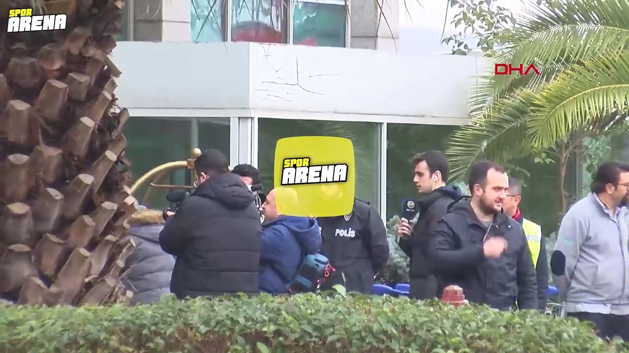 Fenerbahçe'nin transferini açıkladığı Rade Krunic İstanbul'da