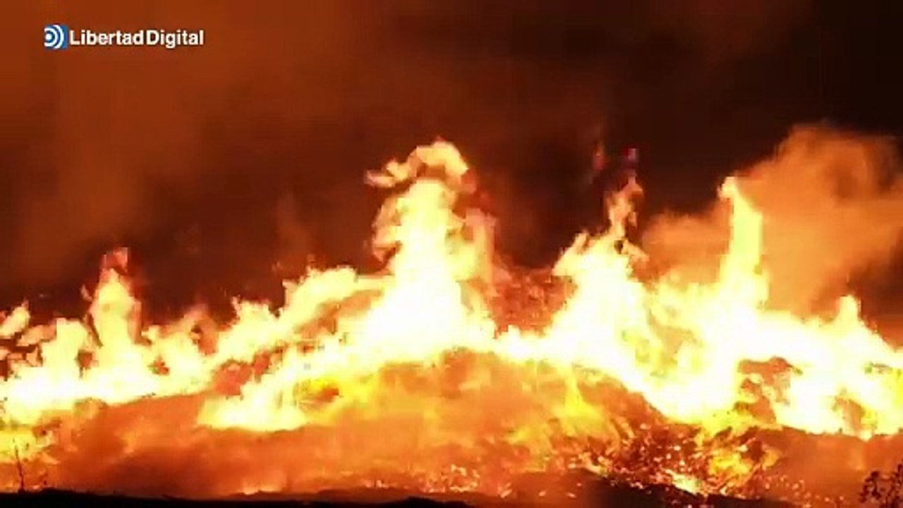 Cinco personas afectadas por el incendio en una planta de compostaje en Arona (Tenerife)