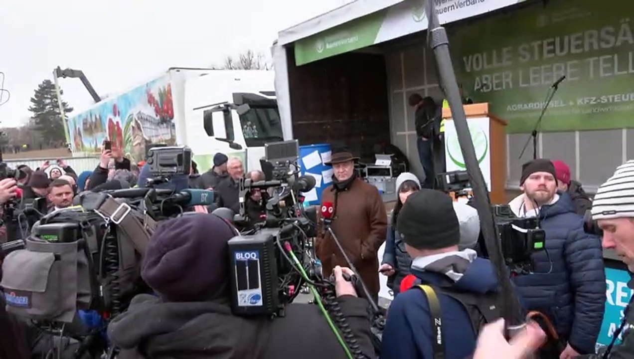 Protest in Nürnberg: Söder stärkt Bauern den Rücken
