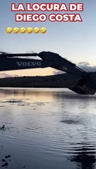 La última locura de Diego Costa con su amigo y una excavadora de por medio