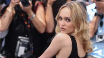 GALA VIDEO - Lily-Rose Depp aux anges : déjà un an d’amour avec sa compagne !