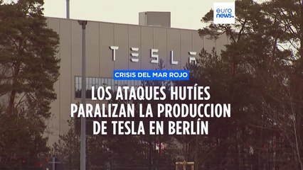 Los ataques hutíes en el mar Rojo dejan a Tesla sin batería