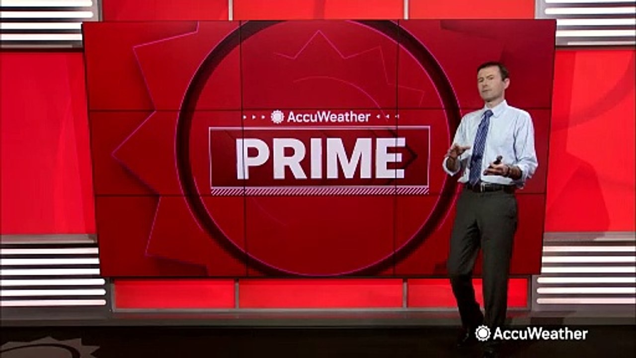 Snow and rain cause messy travel conditions in the Chicago area