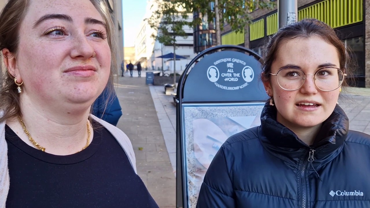Vox pop - Should unhealthy foods face tobacco-style curbs?