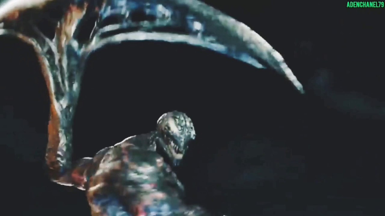 film of the fight of the powerful silver lizard alien monster against final venom