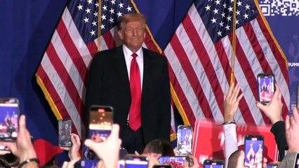Trump pede ‘imunidade total’ a presidentes americanos