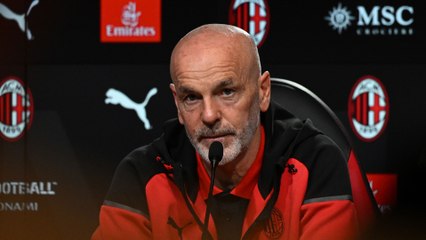 下载视频: AC Milan v Roma, Serie A 2023/24: the pre-match press conference