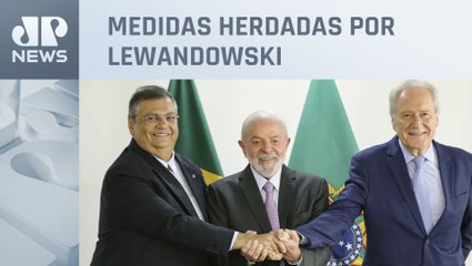 Flávio Dino deixa Justiça sem enviar terras para demarcação; Kobayashi analisa