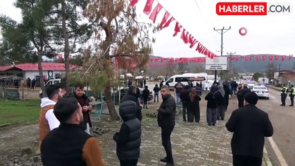 Bakan Özhaseki'den Kahramanmaraşlı şehidimizin ailesiyle ilgili açıklama: Kendi istekleriyle konteyneri depo olarak kullanıp çadırda kalıyorlar