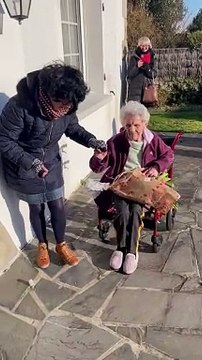 Francine Leroux a célébré son centième anniversaire avec la musique d'un bagad