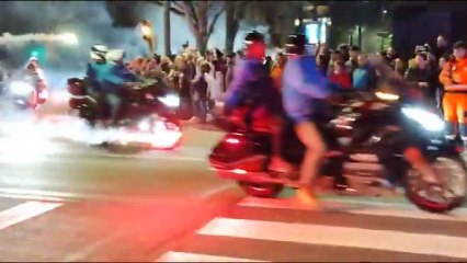 Desfile de antorchas de Pingüinos, este sábado en Valladolid.