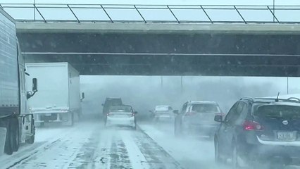 عاصفة شتوية تضرب ولايات أميركية.. ودرجات الحرارة تصل 48 تحت الصفر