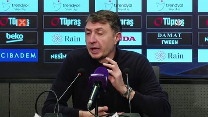 Şota Arveladze: "Instagram'dan mı alacağız?"