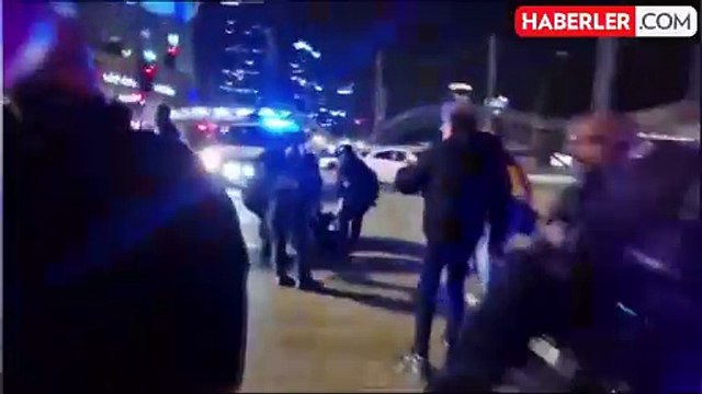 Tel Aviv'de erken seçim talebiyle gösteri düzenlendi