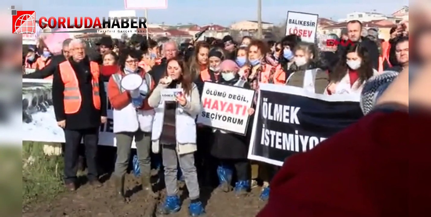 LÖSEV'den Kirli Akan Çorlu Deresi'nde 'Sen de Kansere Dur De' Etkinliği