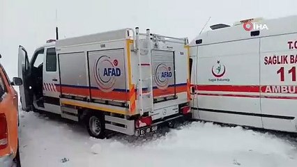 Van'da kar kalınlığı 2 metre 64 santimetreye ulaştı