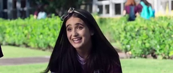 Sobreviviendo mis XV Bande-annonce (EN)