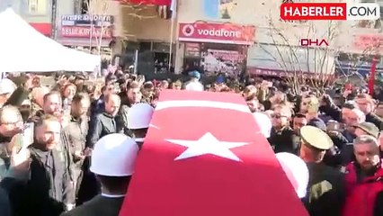 Pençe-Kilit Operasyonu'nda şehit olan Piyade Uzman Çavuş Ahmet Köroğlu son yolculuğuna uğurlandı