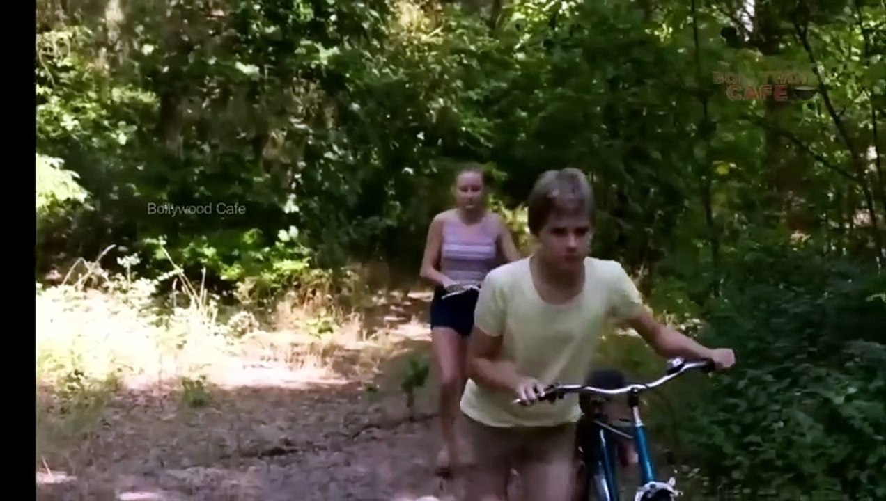 Summer Vacation With Mom Hollywood Movie Explained in Hindi