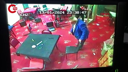 Esenyurt'ta 3 kahvehaneye silahlı saldırı: Kurşun yağdırdılar!