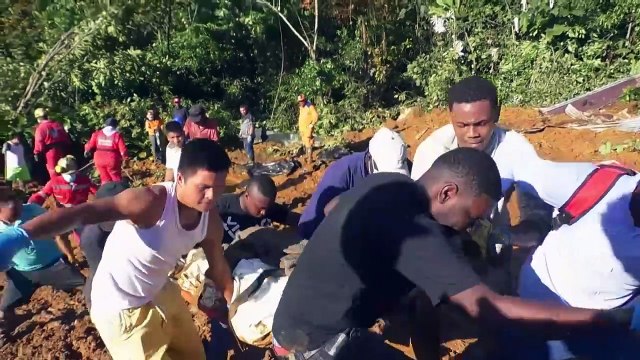 Colombia landslides kill dozens as rescuers work against clock