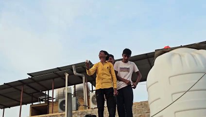 Video: पतंगबाजी का चला दौर, प्रतिबंधित मांझे का जमकर इस्तेमाल