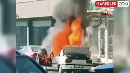 Tavşanlı'da Park Halindeki Otomobil Alev Aldı