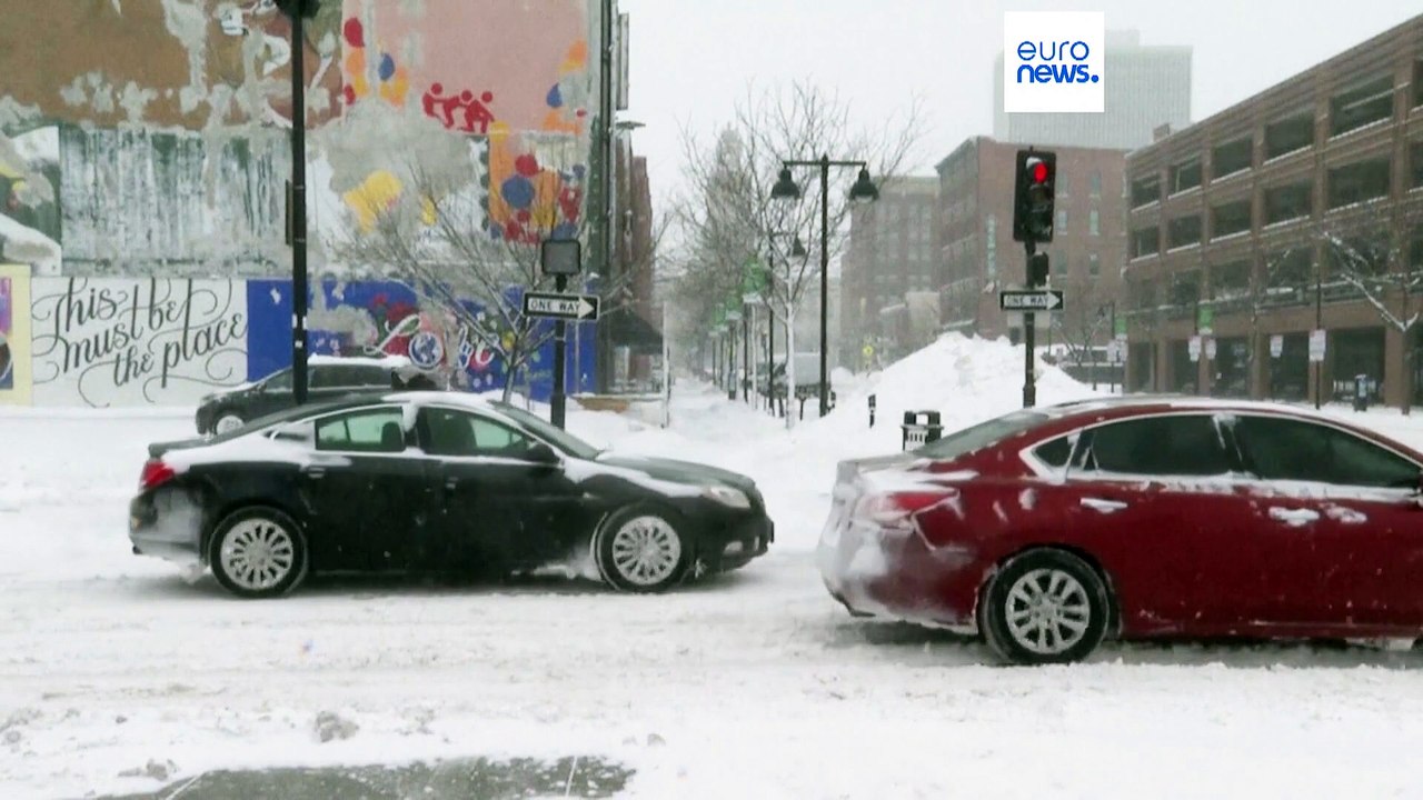 Schneesturm wirbelt Vorwahlen in Iowa durcheinander: Kandidaten sagen Wahlkampfauftritte ab